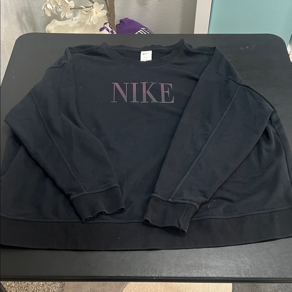 Nike Men's Black Crewneck Sweater